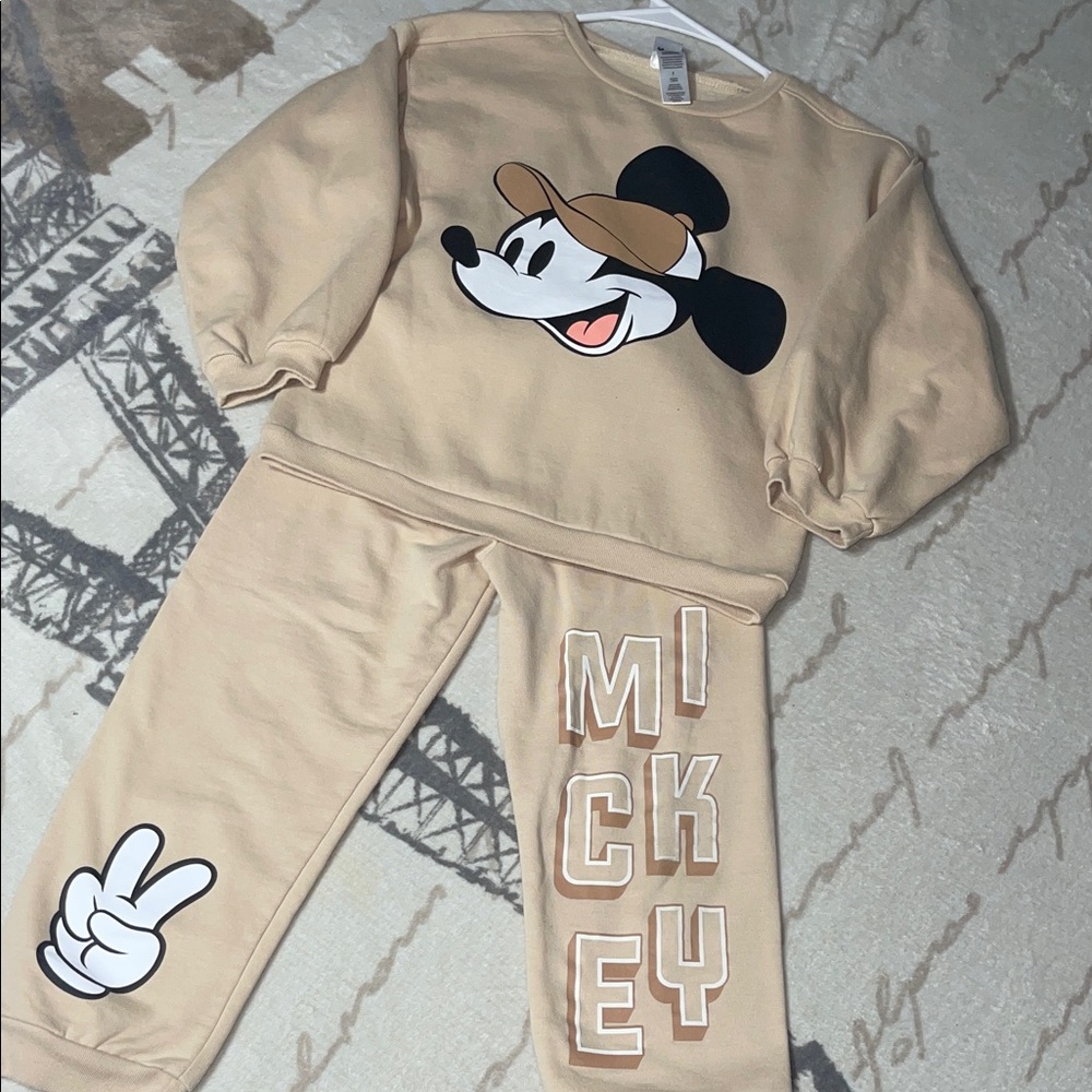 Disney Tan Mickey Kids Matching Set